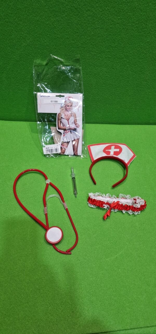 Conjunto de disfraz de enfermera