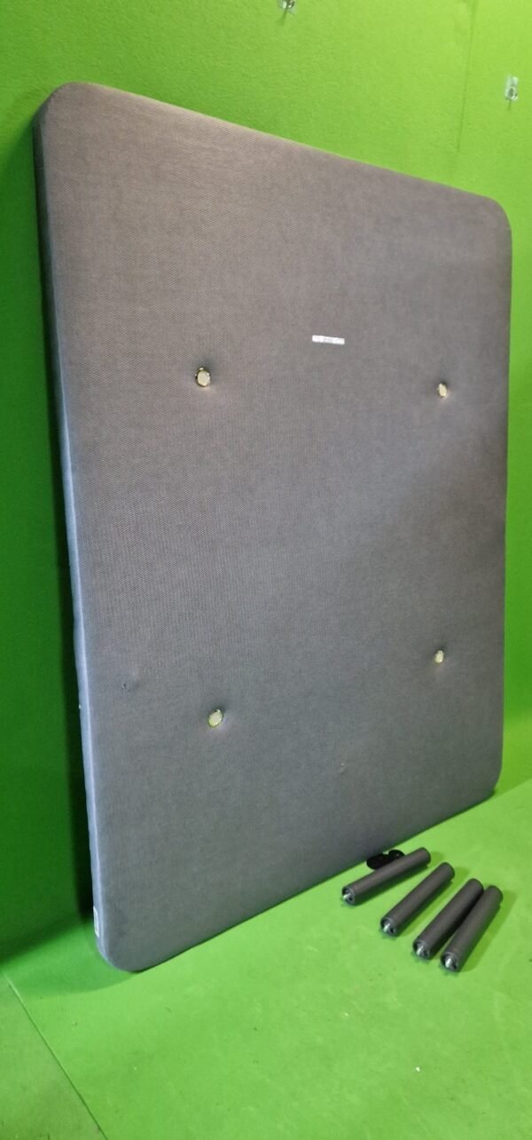 Base Tapizada, Tejido Air Fresh 3D con Patas