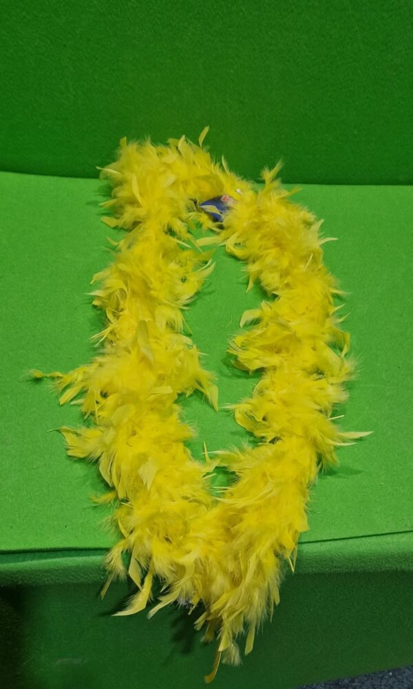 Boa amarillo disfraz