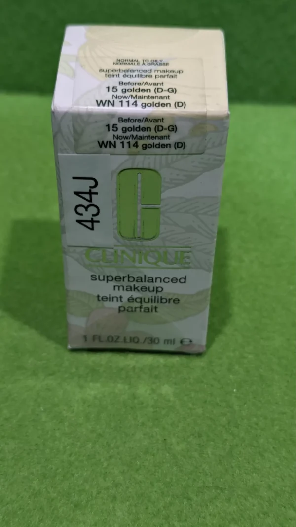 Clinique Maquillaje Superequilibrado WN 114