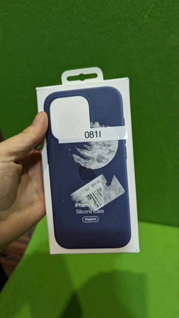 Apple Funda de Silicona con MagSafe para el iPhone 15 Pro - Azul tempestad