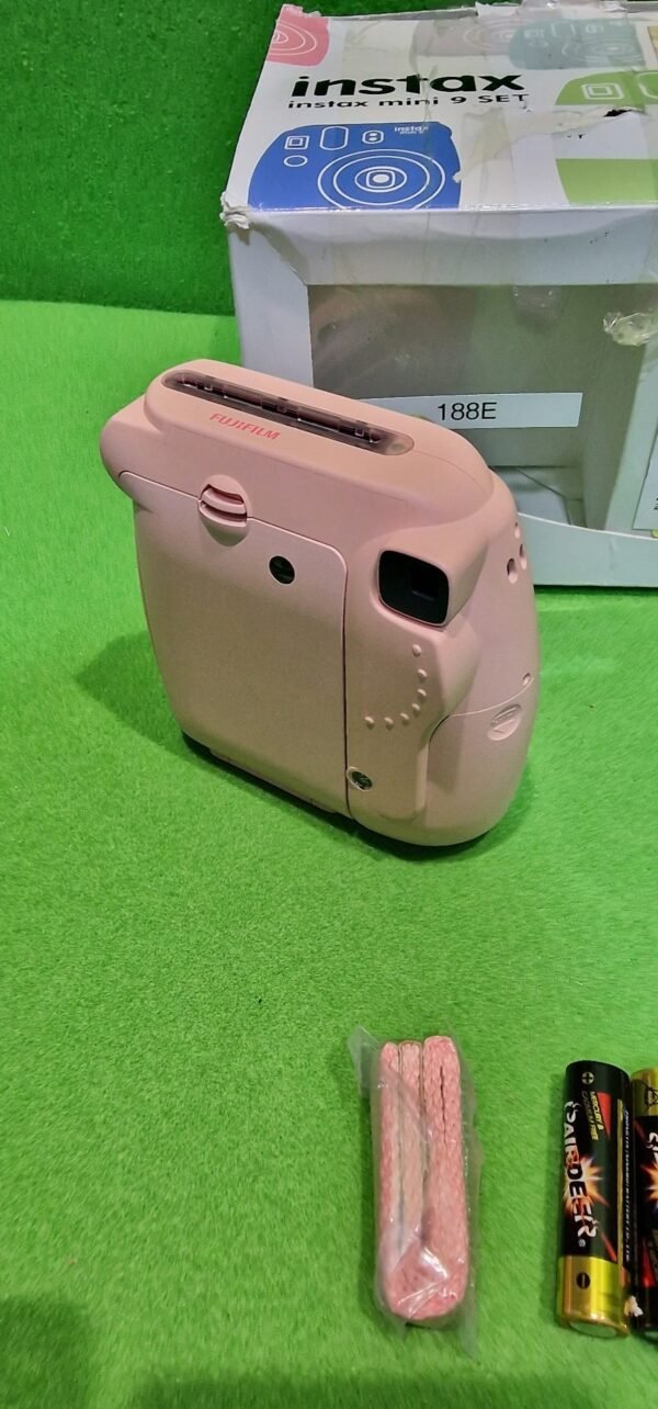 1000009401-scaled-1.jpg instax Cámara Instantánea Mini 9 Clear