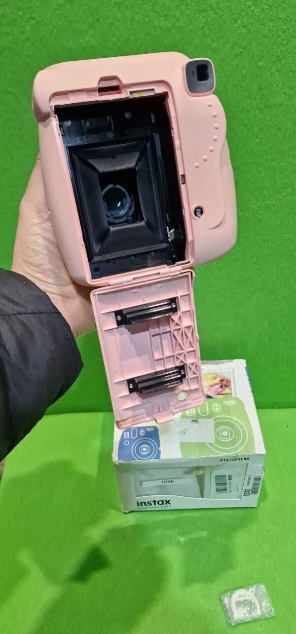 1000009404-scaled-1.jpg instax Cámara Instantánea Mini 9 Clear
