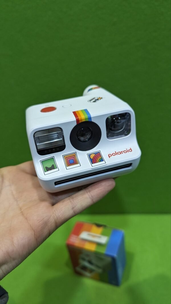 1000012913-scaled-1.jpg Polaroid Go Generation 2 Camara