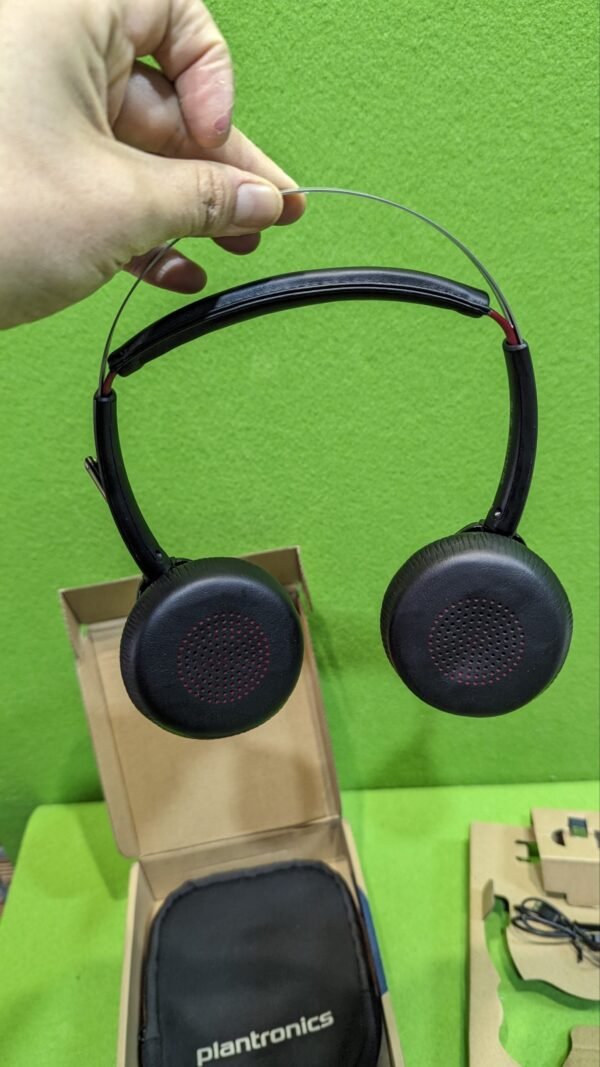 Plantronics Voyager Focus UC B825 - Bluetooth Stereo  Black