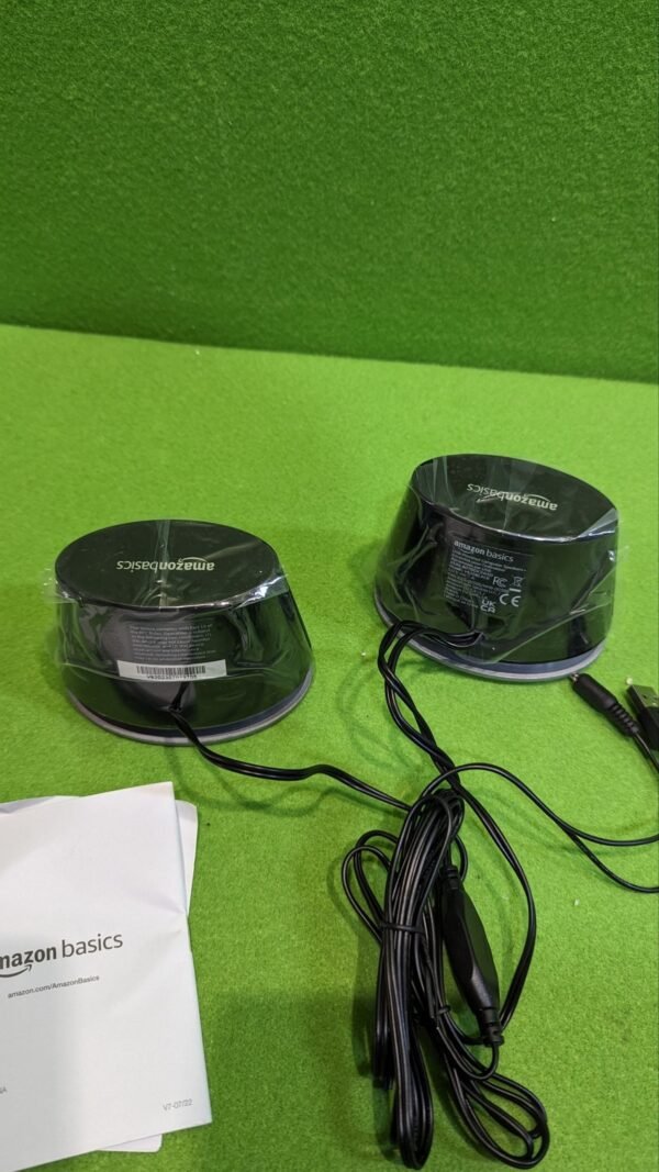 Amazon Basics - Altavoces para ordenador alimentados por USB con sonido dinámico, Paquete de 2, Negro