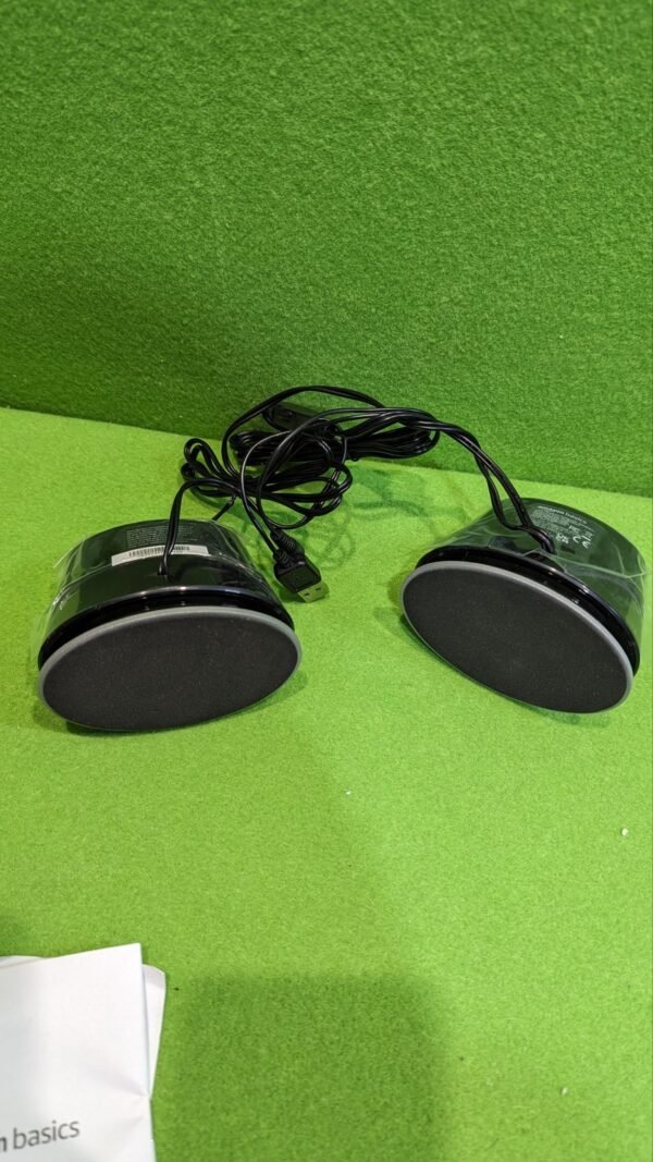 Amazon Basics - Altavoces para ordenador alimentados por USB con sonido dinámico, Paquete de 2, Negro