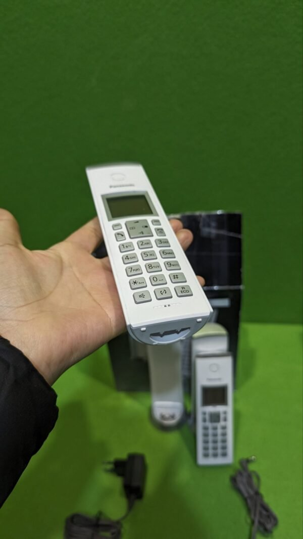 Panasonic KX-TGK212SPW Teléfono Inalámbrico Digital, Unidad Base y 2 Auriculares