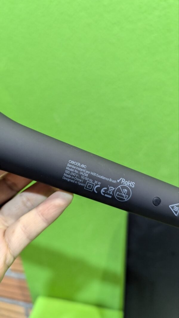 Cecotec Cepillo Alisador Eléctrico Bamba InstantCare 1400