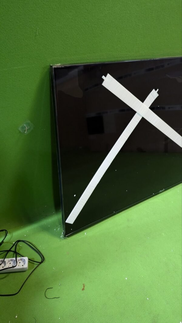 LG 65UR80006LJ 65" Smart TV para REPUESTO