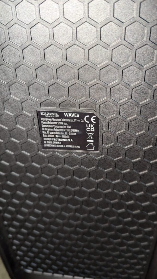 Ibiza WAVE6 Altavoz a pilas de 250W