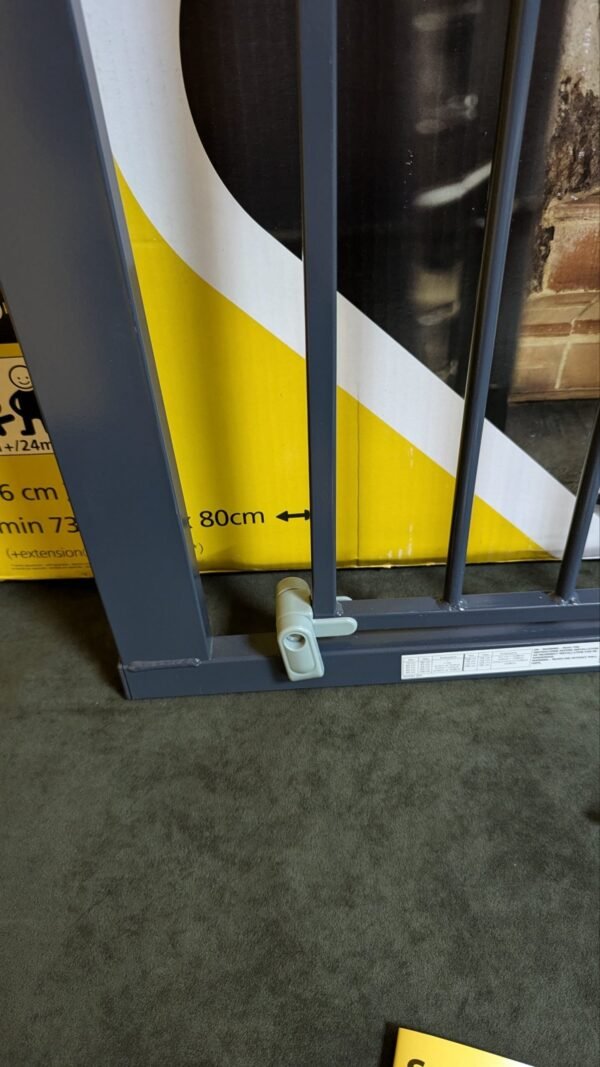 Safety 1st Puerta de seguridad para bebés negra