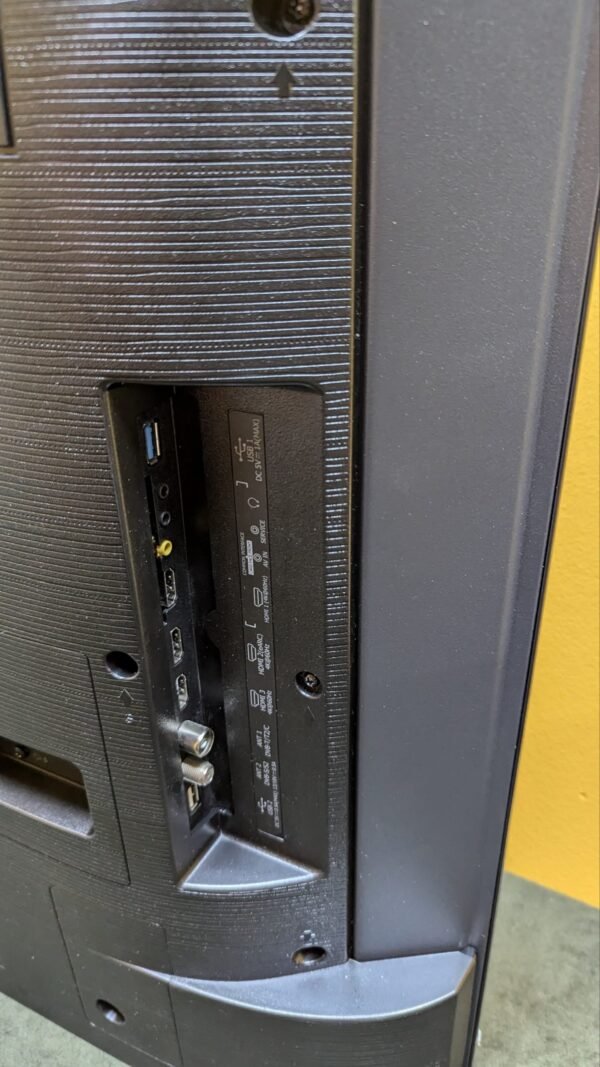 1000038468-scaled-1.jpg Hisense 43" QLED 4K 43A78GQ