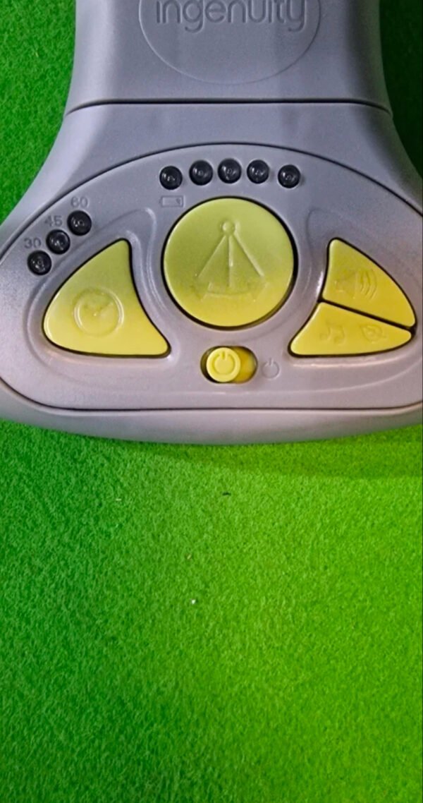 Panel de control de asiento de bebé Ingenuity.