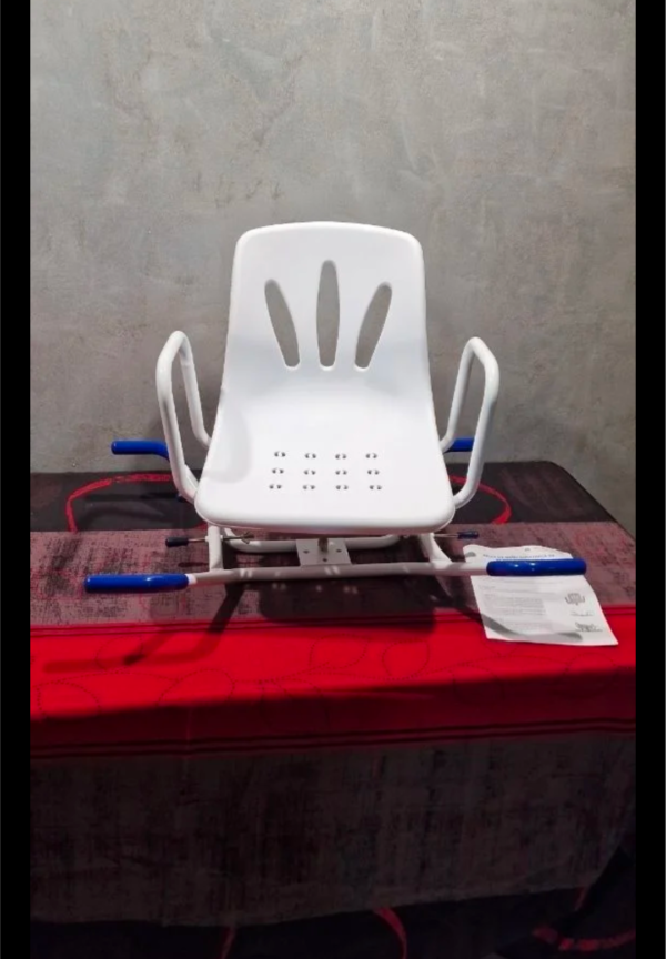 Mobiclinic, Silla de Baño Giratoria, Lago