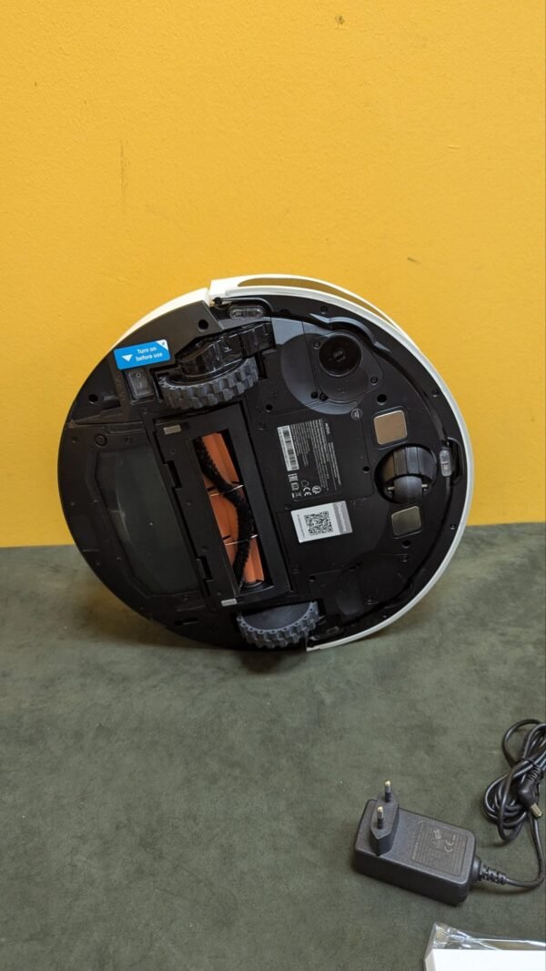 MOVA M1 Robot aspirador y friegasuelos