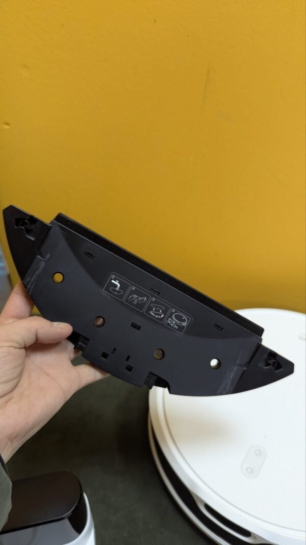 MOVA M1 Robot aspirador y friegasuelos