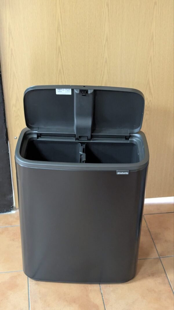 Brabantia Cubo de basura Negro mate 60L