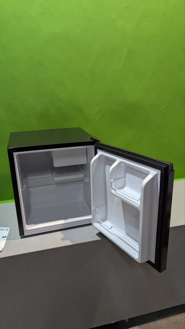 SEVERIN Mini nevera con compartimento de baja temperatura, 45 litros