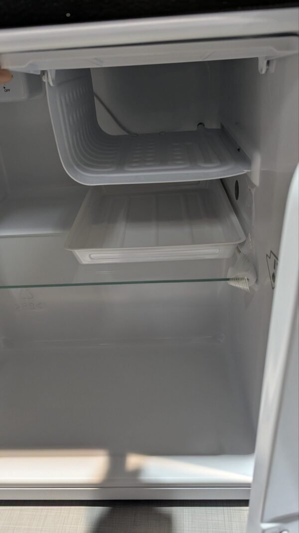 SEVERIN Mini nevera con compartimento de baja temperatura, 45 litros