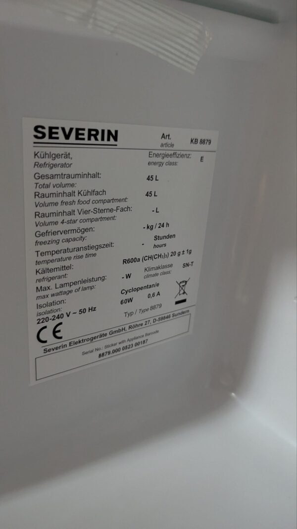 SEVERIN Mini nevera con compartimento de baja temperatura, 45 litros