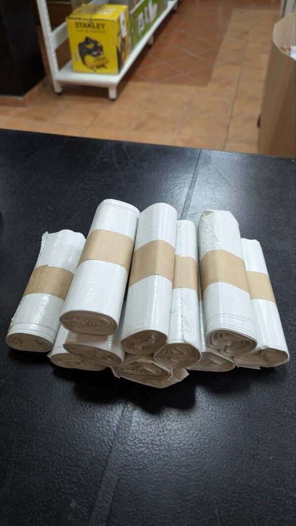 Bolsa de plástico de Basura de 15 litros (sin asa)