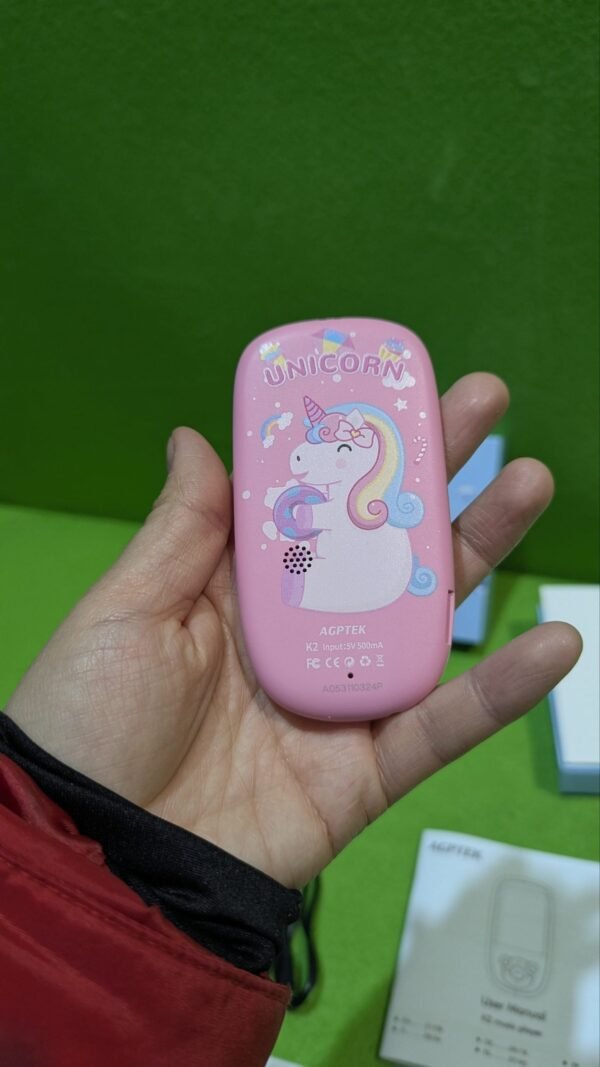 AGPTEK 2.4" Bluetooth 5.3 Reproductor MP3 para Niños