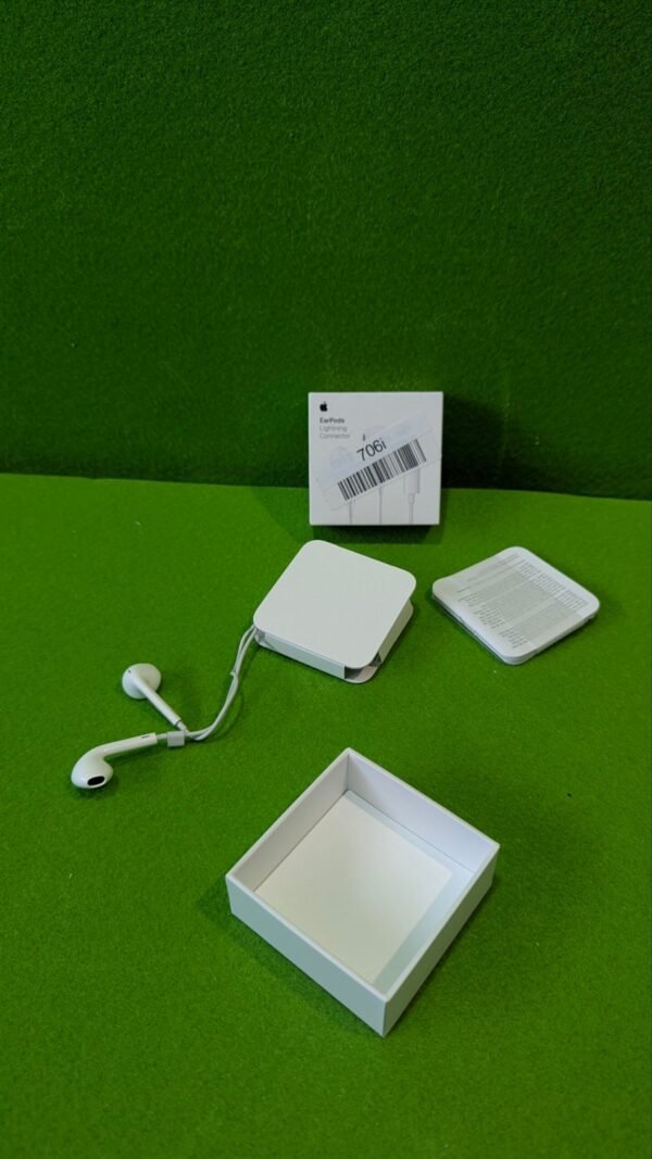 1000085701-scaled-1.jpg Apple EarPods con Conector Lightning 