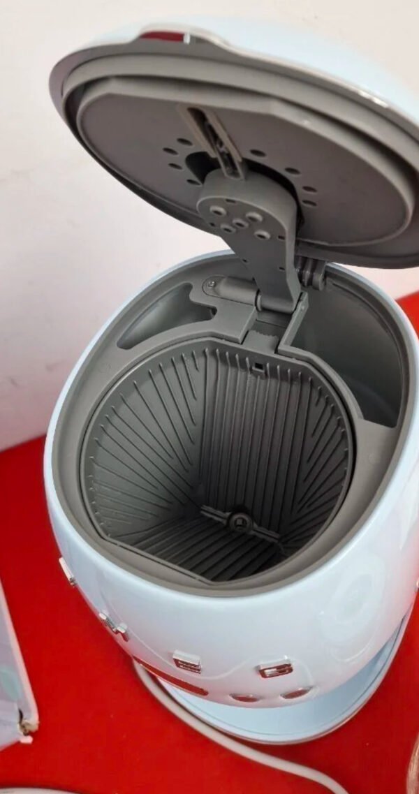 1000097569.png Cafetera de Goteo smeg - azul pastel