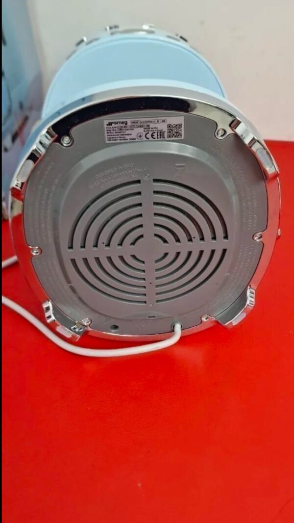 1000097571.png Cafetera de Goteo smeg - azul pastel