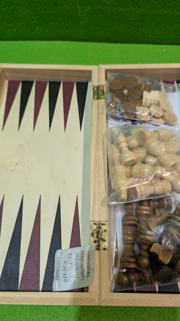 Ajedrez damas y backgammon en estuche, 2 jugadores