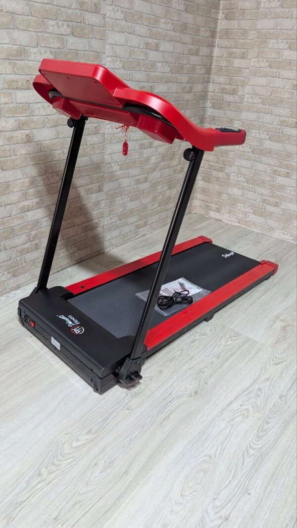 Cinta de Andar y Correr - Motor 1500W 2CV - soporta 150 kg