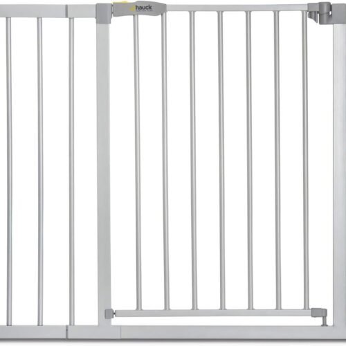 Puerta de seguridad metálica para bebés.