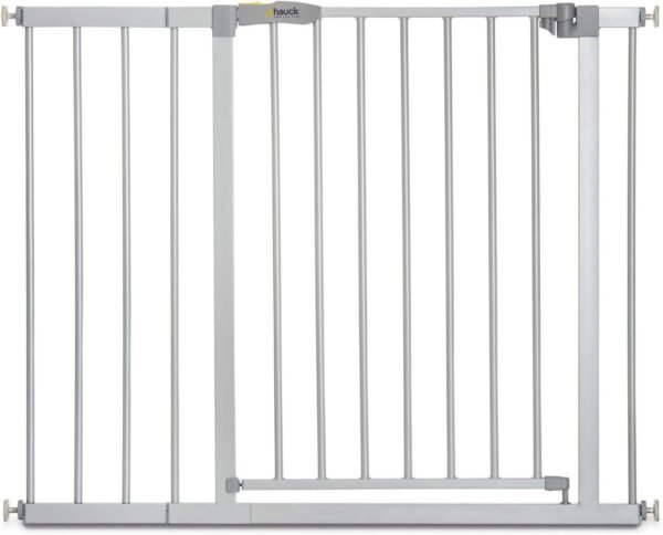 Puerta de seguridad metálica para bebés.