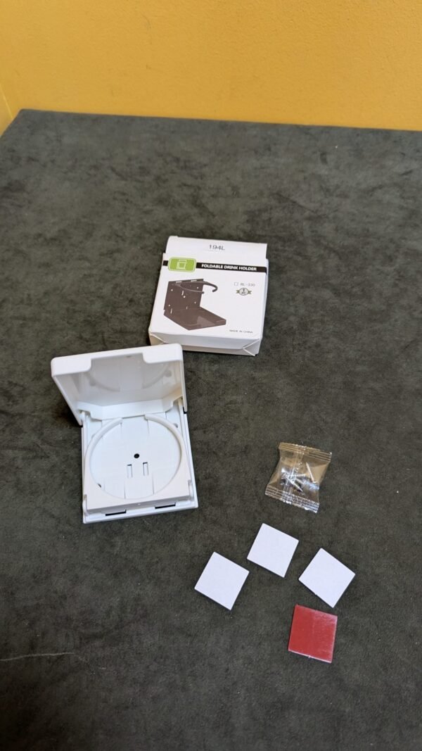 Soporte plegable ajustable para latas de bebidas