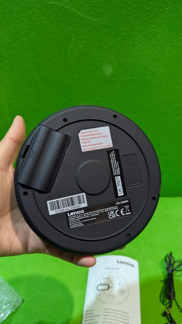 Lenco CD-300, reproductor de CD portátil