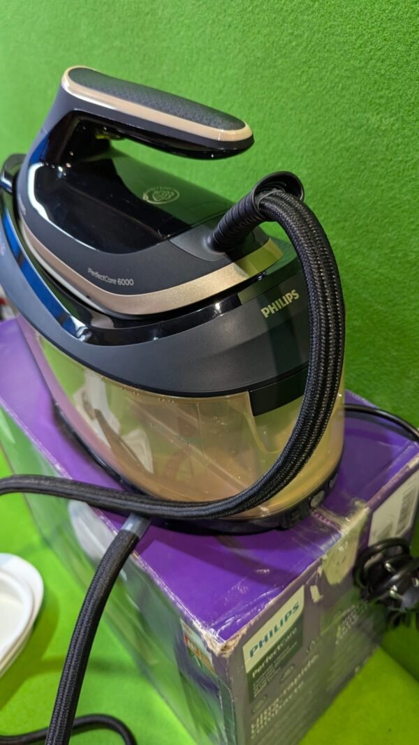 PXL_20250511_151556373-scaled-1.jpg Philips PerfectCare Serie 6000 con Defecto