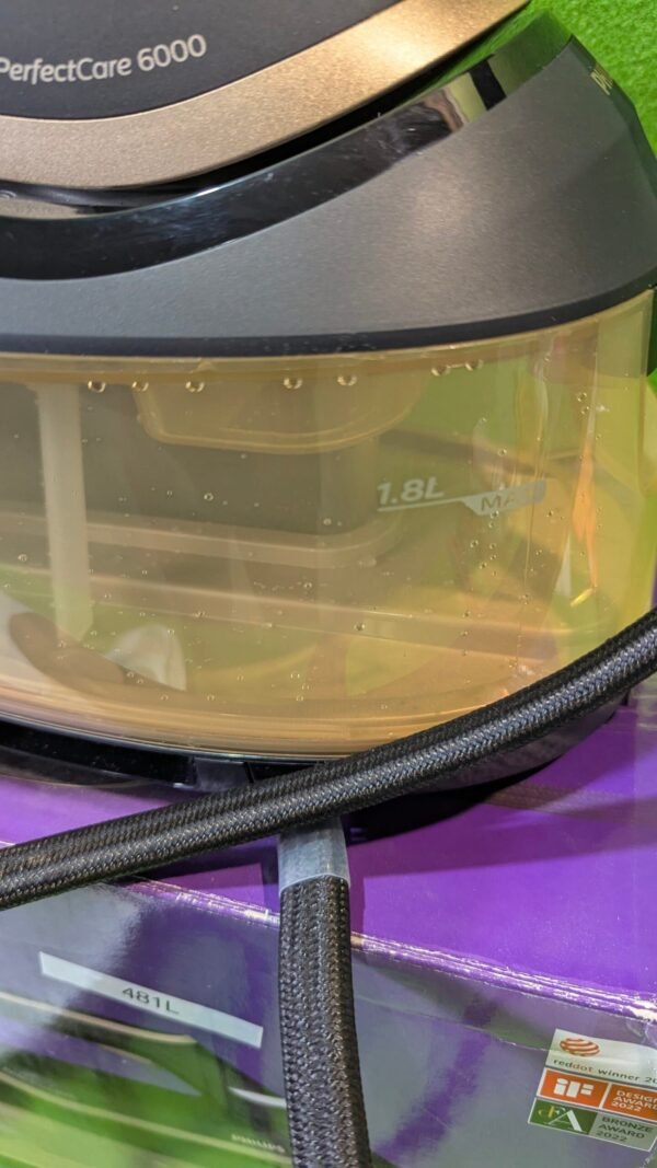 PXL_20250511_151559284-scaled-1.jpg Philips PerfectCare Serie 6000 con Defecto