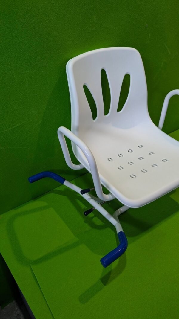 Mobiclinic Silla de baño giratoria Lago