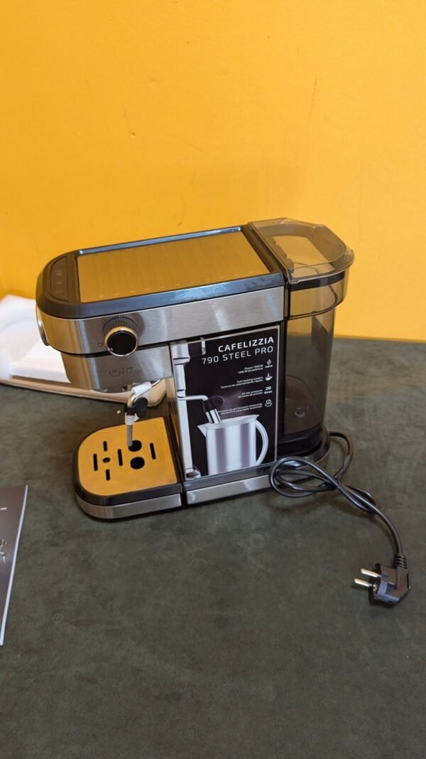 PXL_20250520_094050139-scaled-1.jpg Cecotec Cafetera para Espressos y Cappuccino Cafelizzia 790 Steel Pro con tara