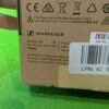 Caja de auriculares Sennheiser con especificaciones técnicas.