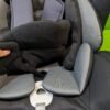 Silla de coche infantil segura y cómoda.
