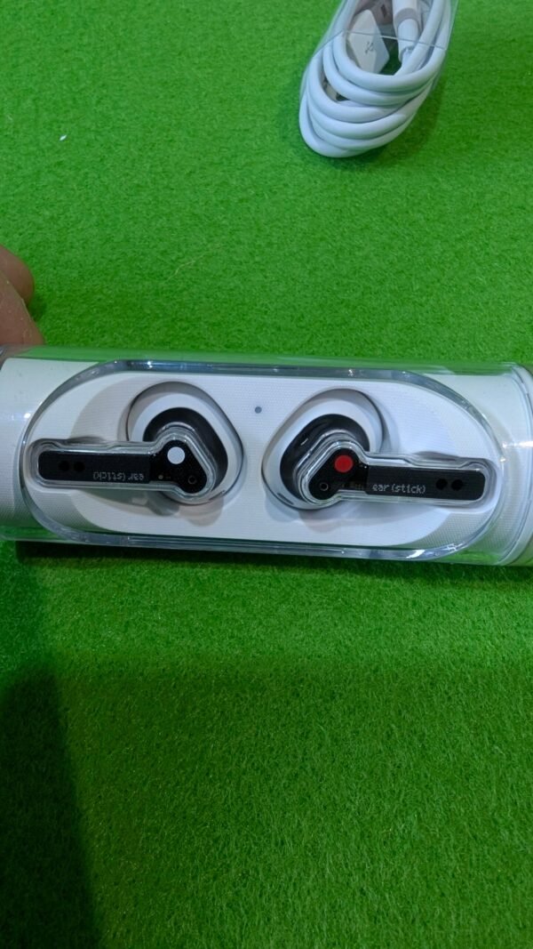 PXL_20250914_104647822.MP_-scaled-1.jpg Nothing Ear (stick) auriculares Bluetooth inalámbricos