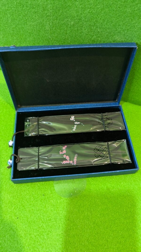 Marcapáginas de madera hechos a mano