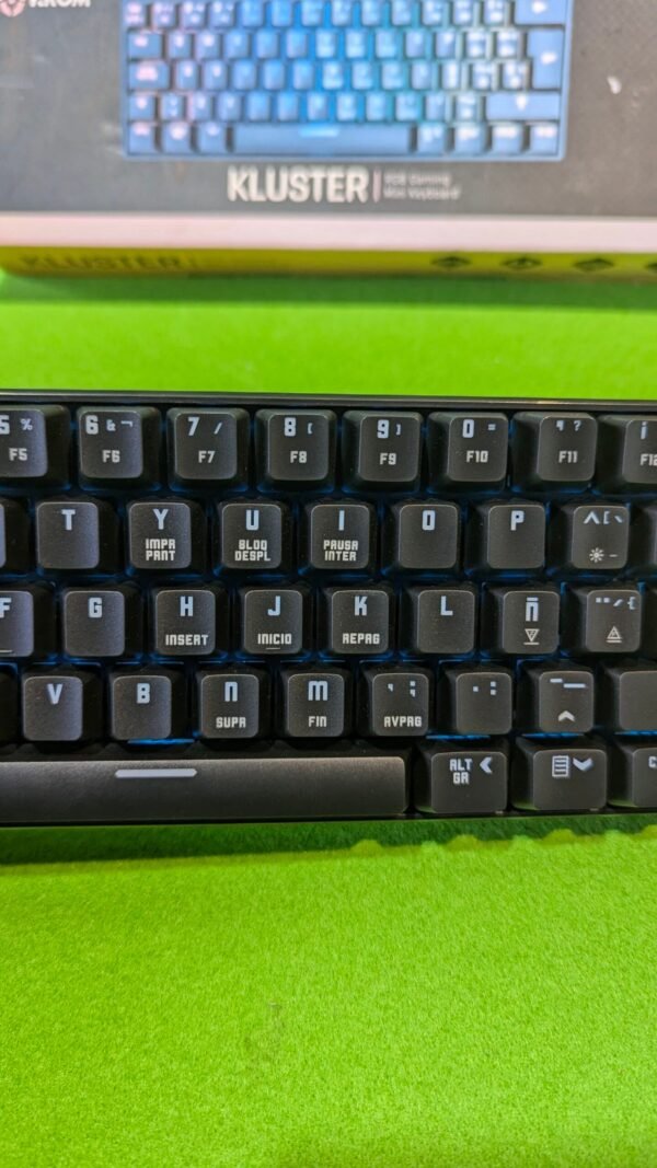 PXL_20250928_113652386.MP_-scaled-1.jpg Teclado Gaming mecánico RGB, Bluetooth 5.0 y USB