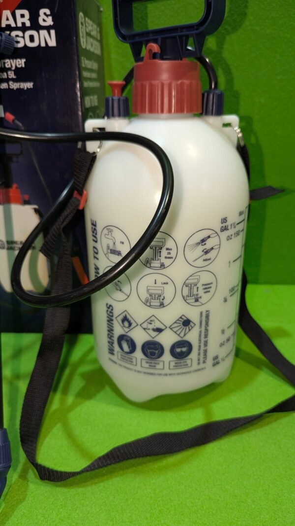 PXL_20251004_175432157-scaled-1.jpg Pulverizador a presión con bomba de 5 litros