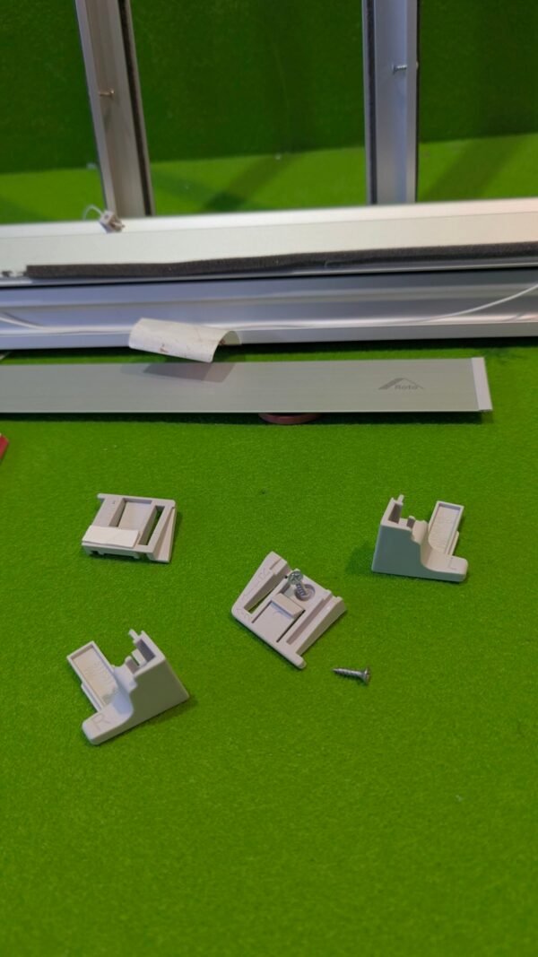 Estor enrollable Roto ZRV M 065/118 R6R8 AV06