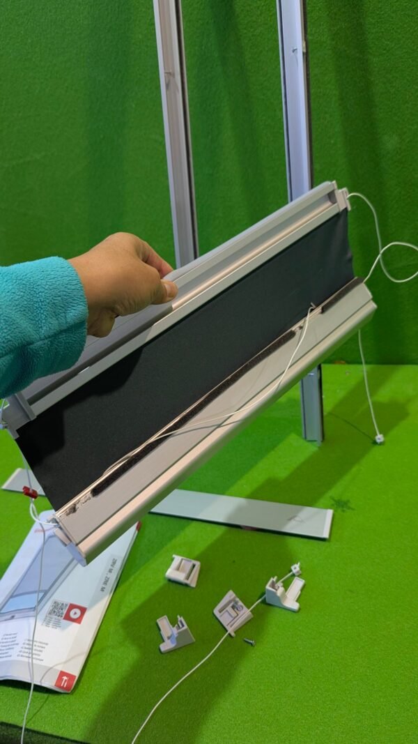 Estor enrollable Roto ZRV M 065/118 R6R8 AV06