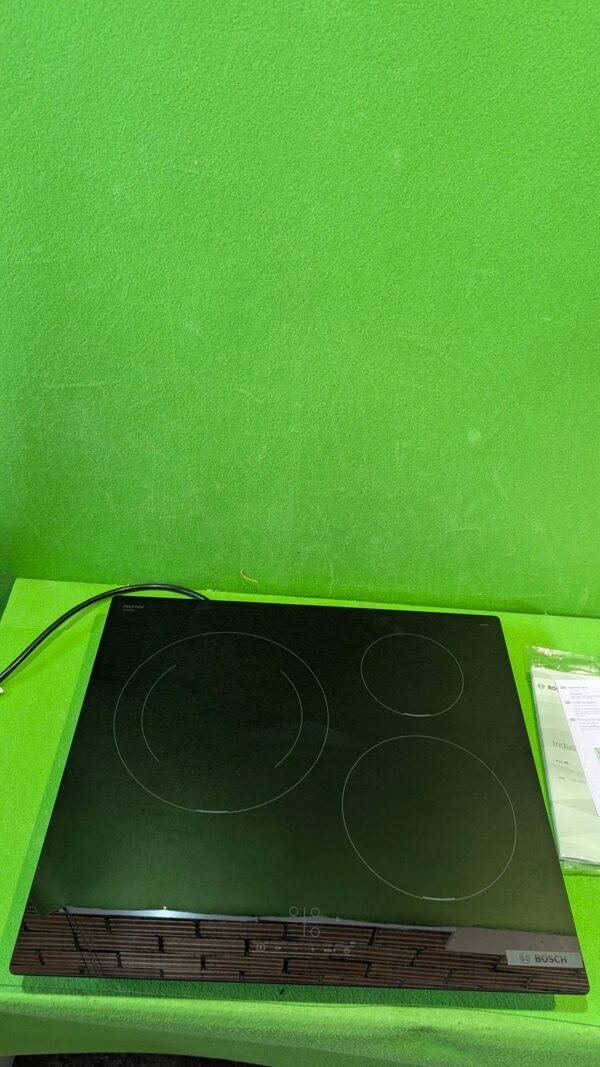 Bosch PUJ611BB5E, Serie 4, Placa de inducción, 3 fuegos, 60 cm, Negro, Sin marco