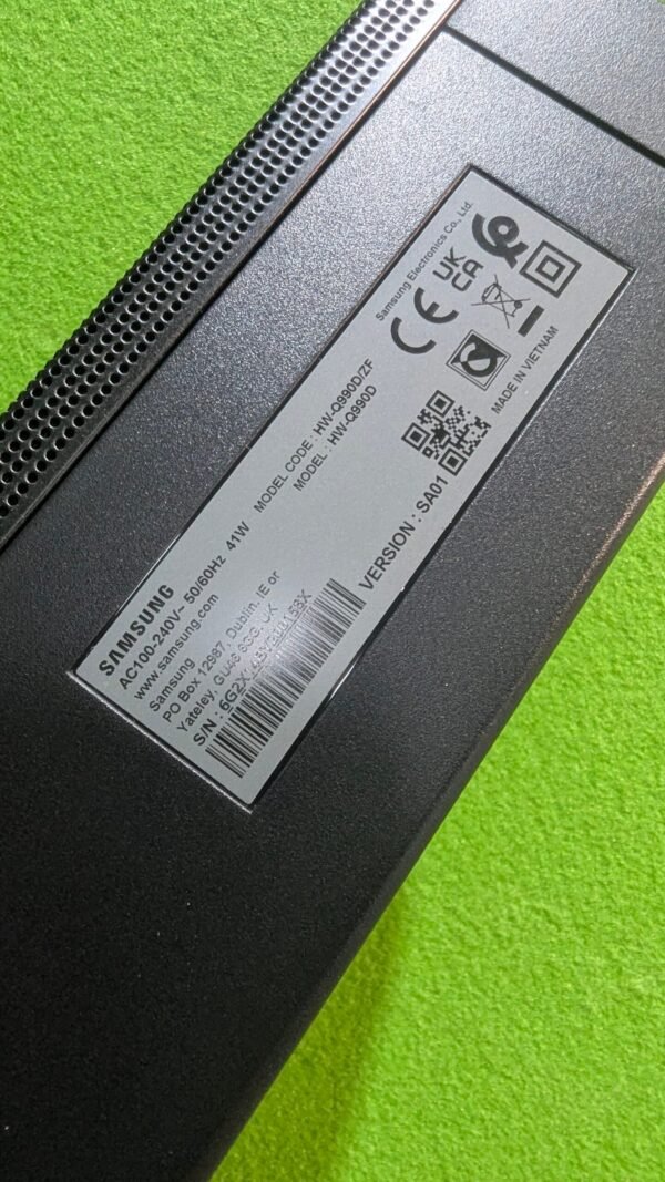 Etiqueta de especificaciones de dispositivo Samsung.